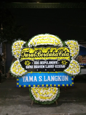 Papan Bunga Duka di Mlatiharjo